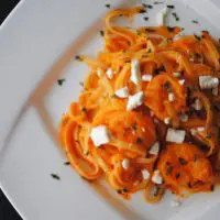 Shrimp Linguine with Creamy Red Pepper Sauce