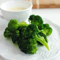 Broccoli with Cheese Sauce