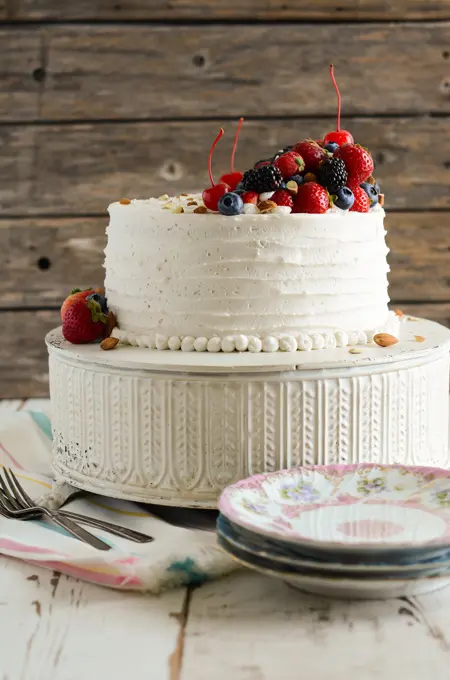 Almond Wedding Cake with Vanilla Buttercream – Beth Biundo Sweets
