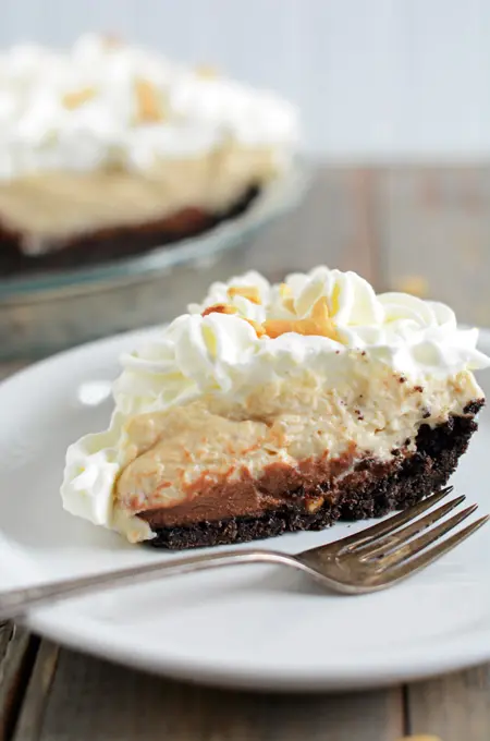 Chocolate Peanut Butter Cream Pie