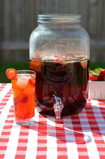 Strawberry Sun Tea