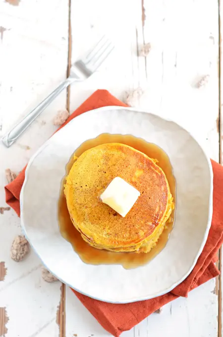 Spiced Pumpkin-Pecan Pancakes