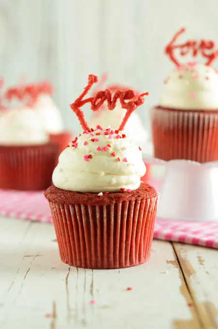 Red Velvet Cakelets