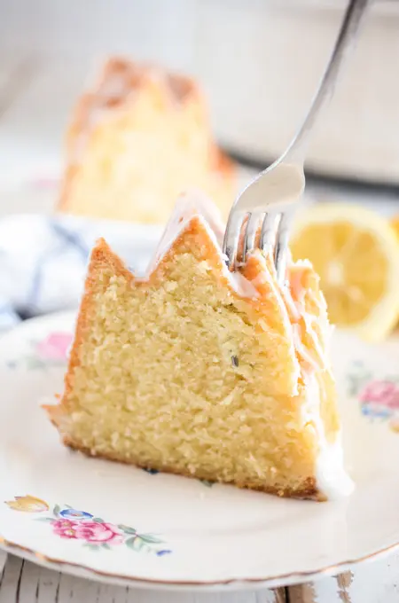 Lemon Bundt Cake