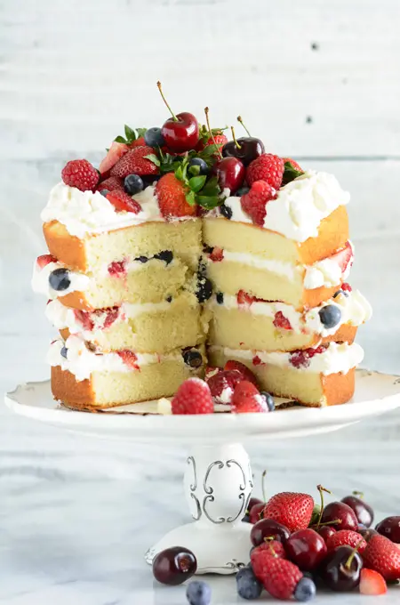 Mixed Berry Sponge Cake