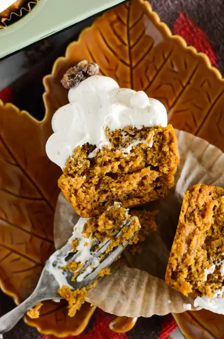 Pumpkin Cupcakes with Fluffy Maple Cream Cheese Frosting