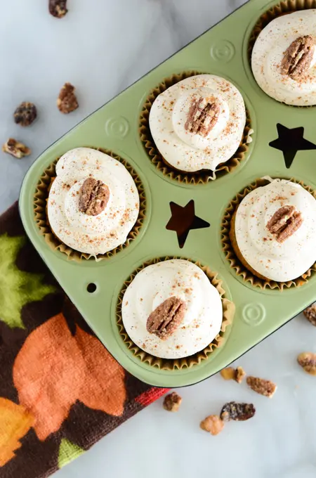 Pumpkin Cupcakes with Fluffy Maple Cream Cheese Frosting
