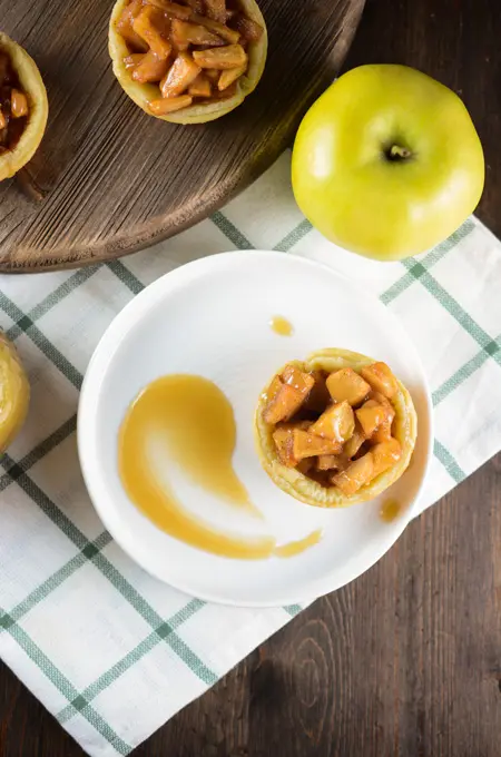 Apple Cups with Maple Toffee Sauce
