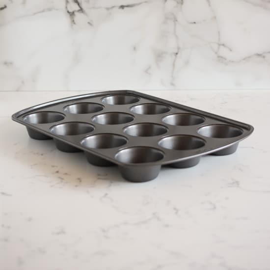 Wilton Perfect Results Premium Non-Stick Bakeware Muffin and Cupcake Pan, 12-Cup