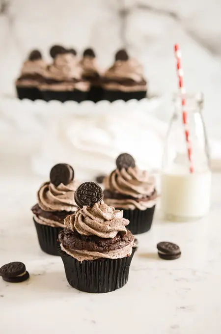 Cookies and Cream Cupcakes