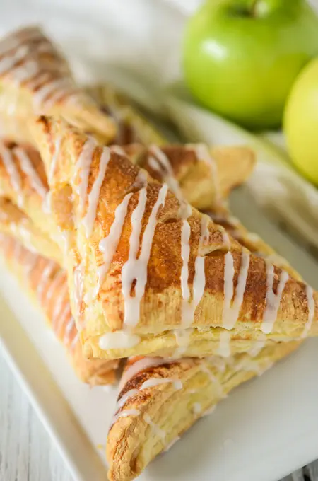 Apple Cinnamon Turnovers