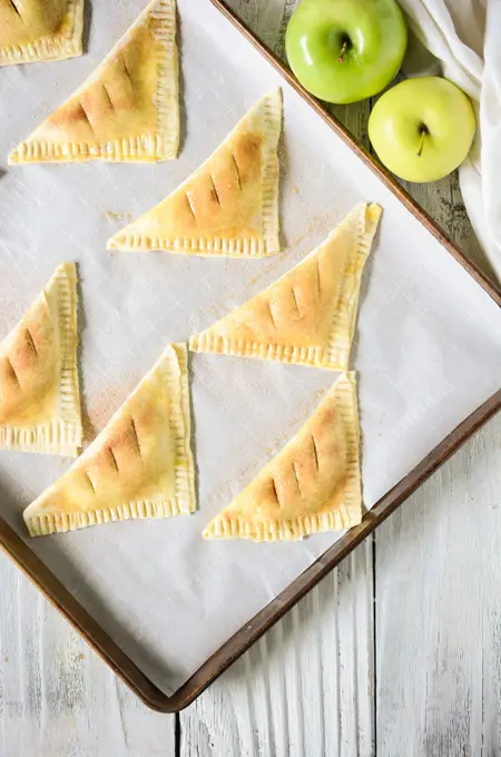 Cinnamon Sugar Apple Turnovers @ TotallyChefs