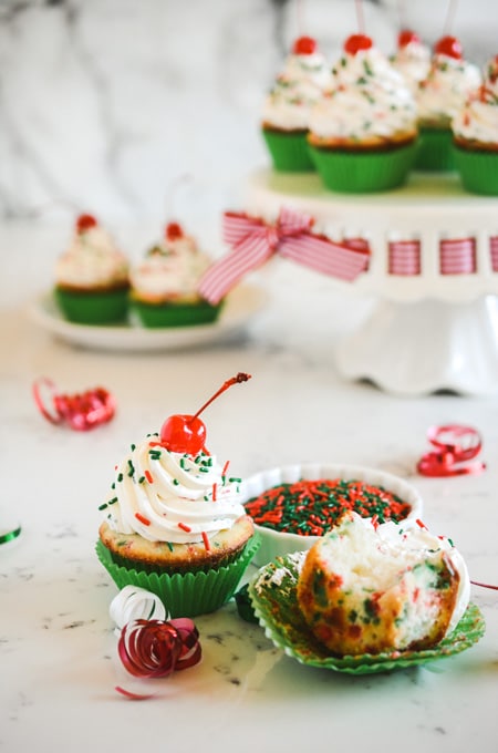 Christmas Confetti Cupcakes | The Cake Chica