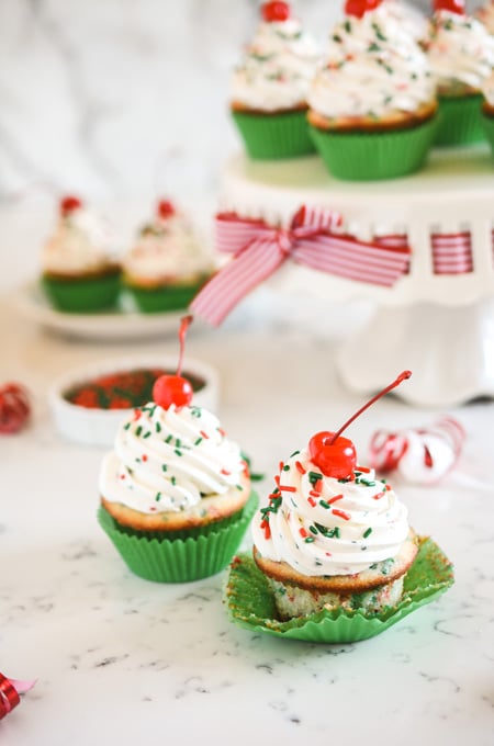 Christmas Confetti Cupcakes | The Cake Chica