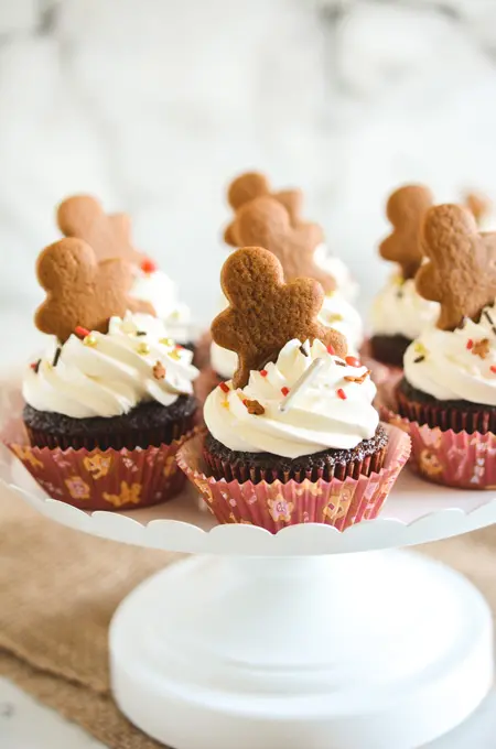 https://thecakechica.com/wp-content/uploads/2019/12/Gingerbread-Cupcakes-Edited-1-WEB.jpg.webp