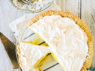 Lemon Meringue Pie - The Cake Chica
