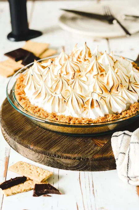 Chocolate S'mores Pie