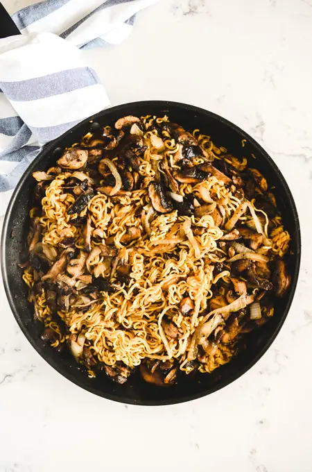 Easy Mushroom Ramen Noodles