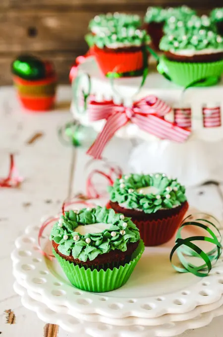 Red Velvet Christmas Wreath Cupcakes