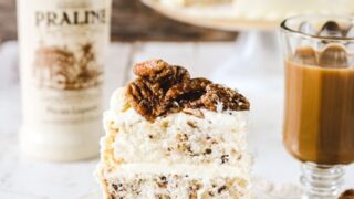Pecan Praline Cake - The Cake Chica