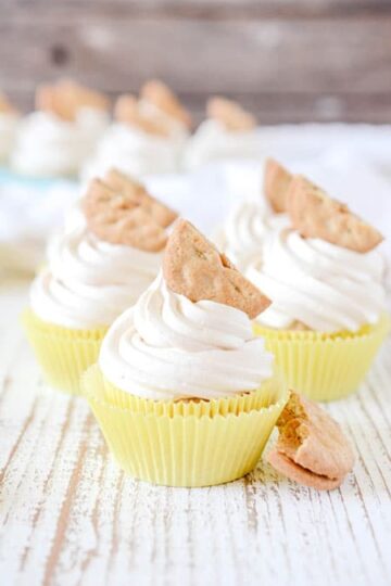 Peanut Butter Sandwich Cookie Cupcakes