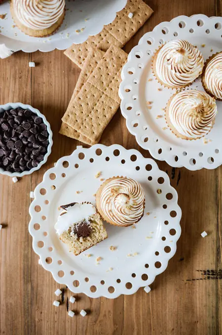 Roasted S'mores Cupcakes