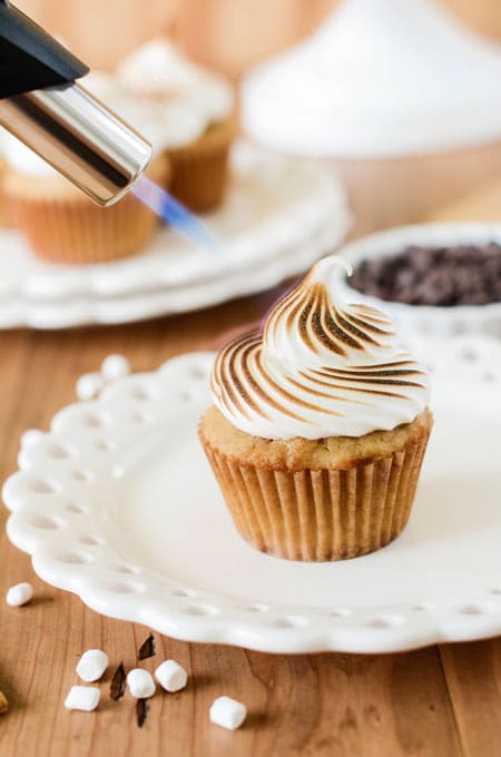 Roasted S'mores Cupcakes