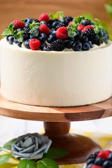 Cover image for Mixed Berries and Cream Cake