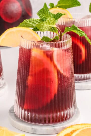 Featured image for Simple Sangria recipe.